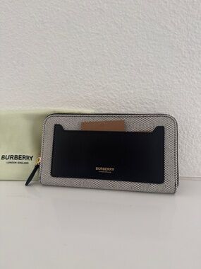 Burberry Black & Gray Zip Wallet with Gold Hardware